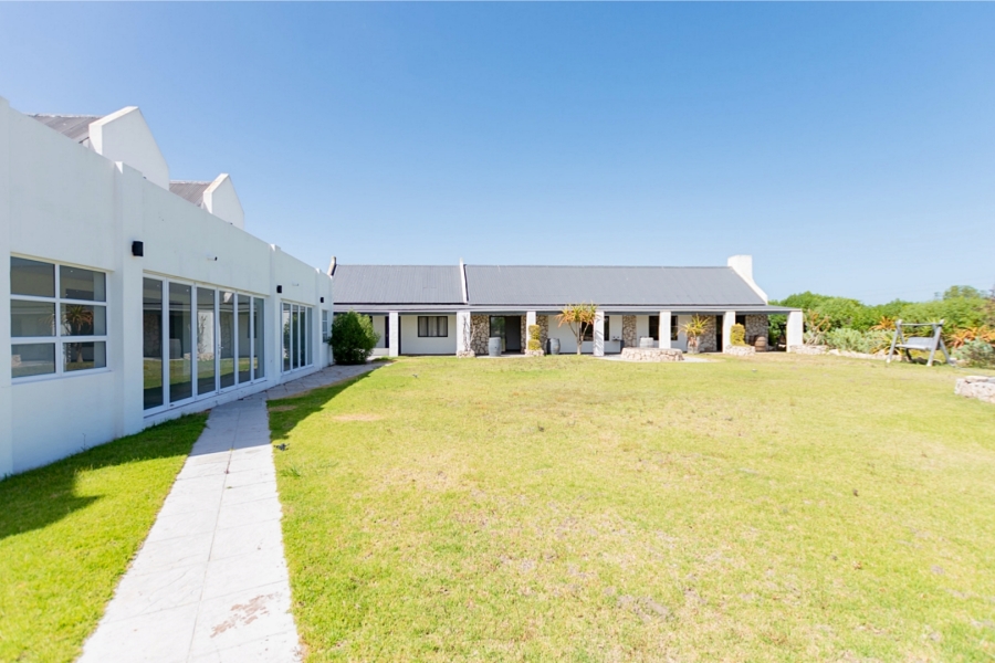 9 Bedroom Property for Sale in Long Acres Country Estate Western Cape
